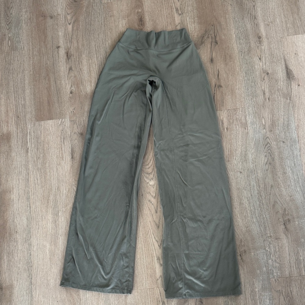 SOFT MOTION STRAIGHT LEG( LONG LENGTH )
